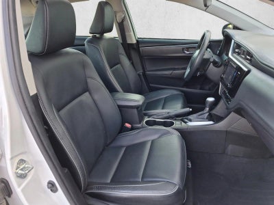2017 Toyota Corolla XLE CVT (Natl)