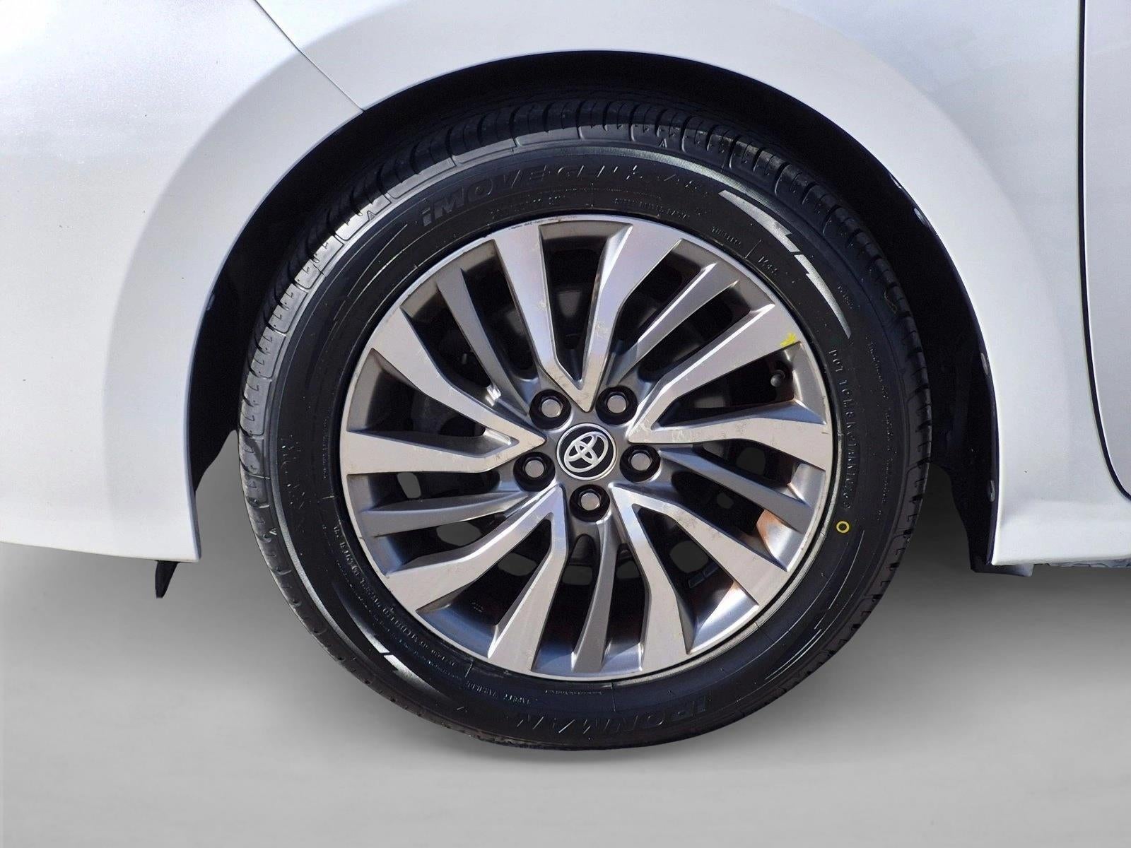 2017 Toyota Corolla XLE CVT (Natl)