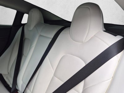 2022 Tesla Model 3 RWD