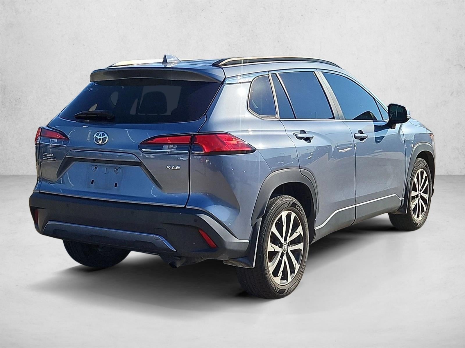 2024 Toyota Corolla Cross XLE 2WD (Natl)