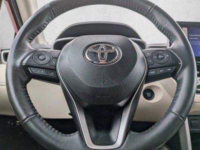 2024 Toyota Corolla Cross XLE 4WD (Natl)