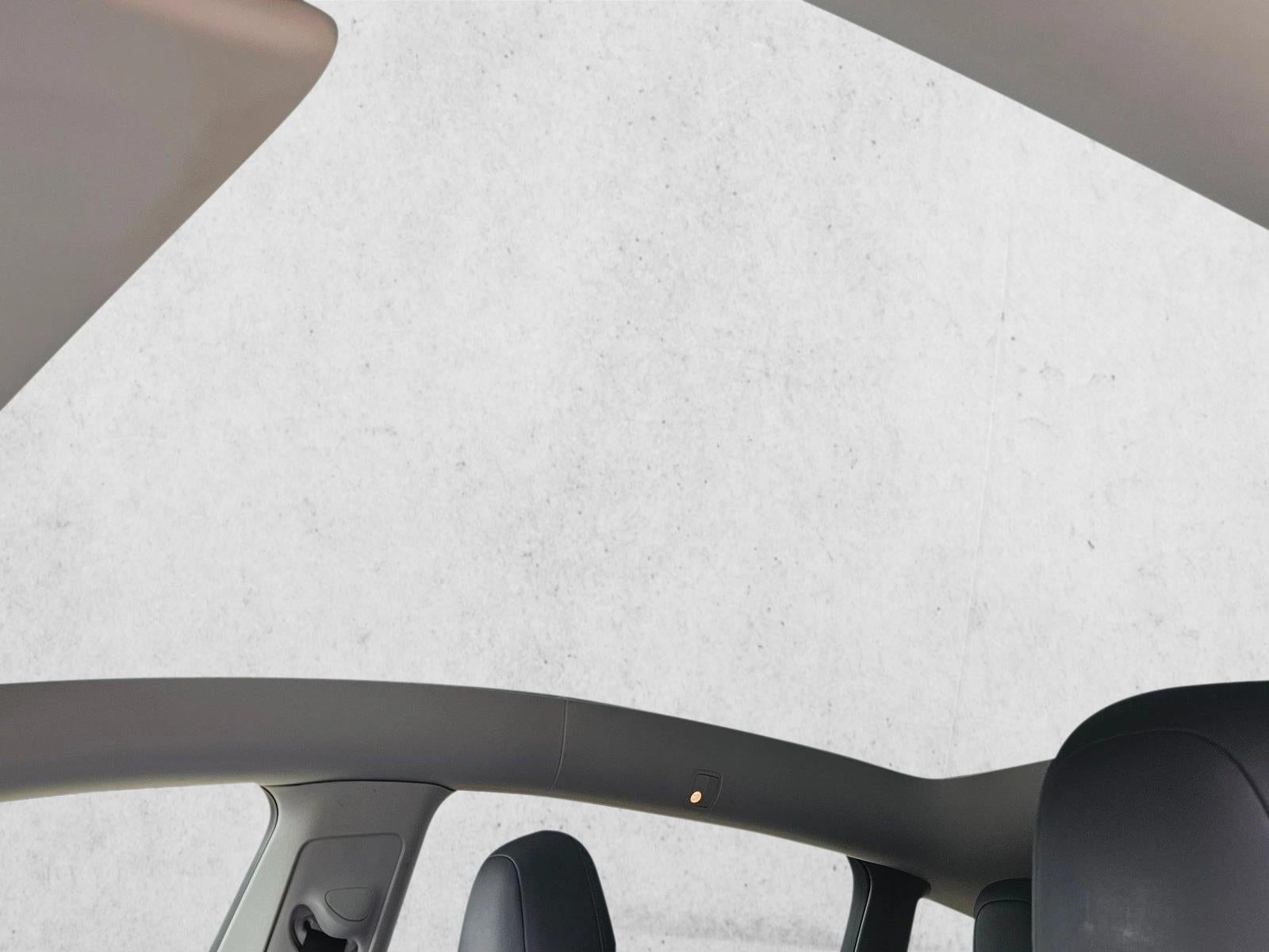 2022 Tesla Model Y Performance AWD
