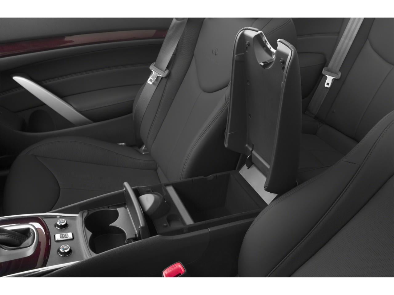 2015 INFINITI Q60 Convertible RWD