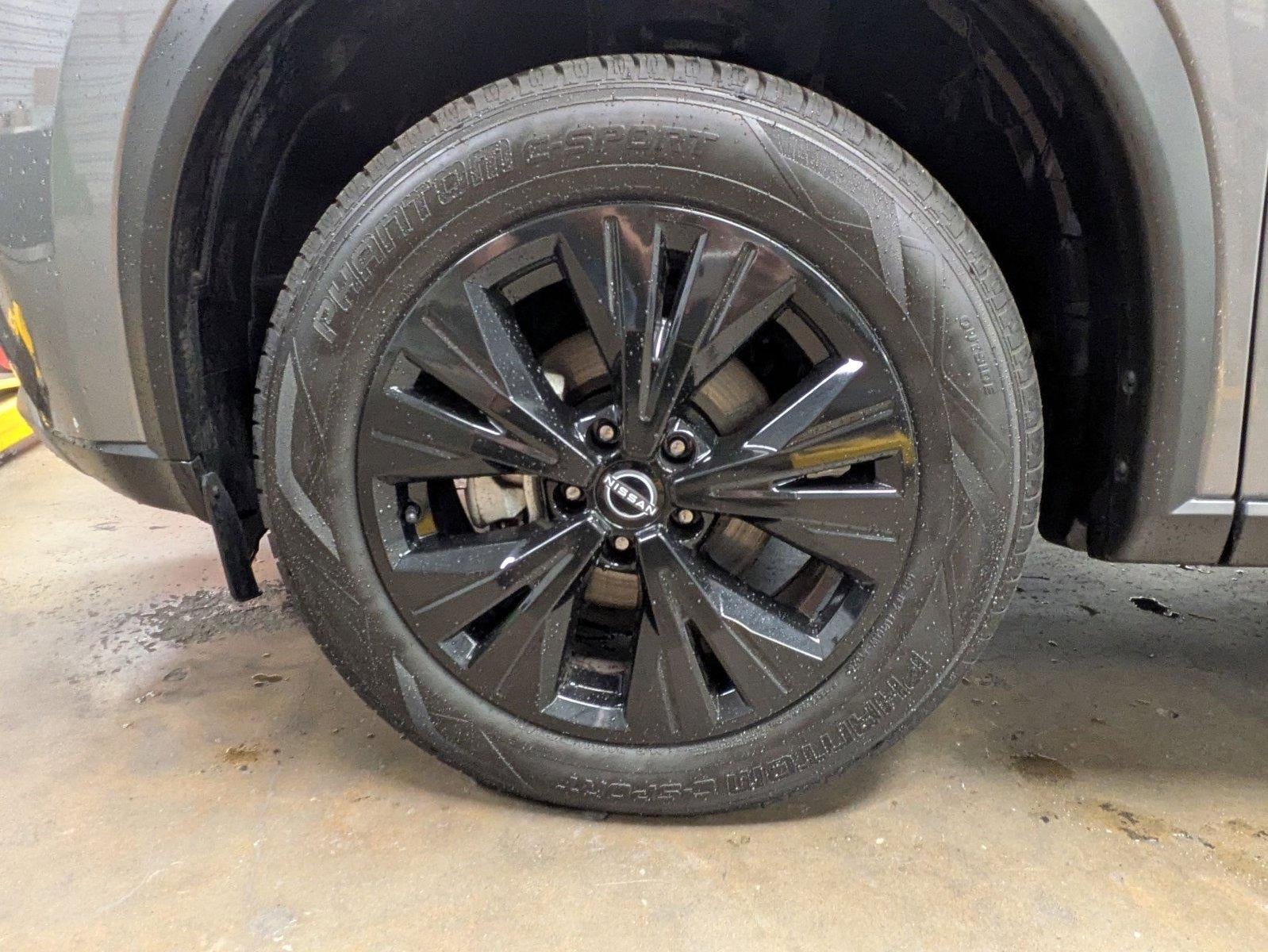 2023 Nissan Rogue AWD SV