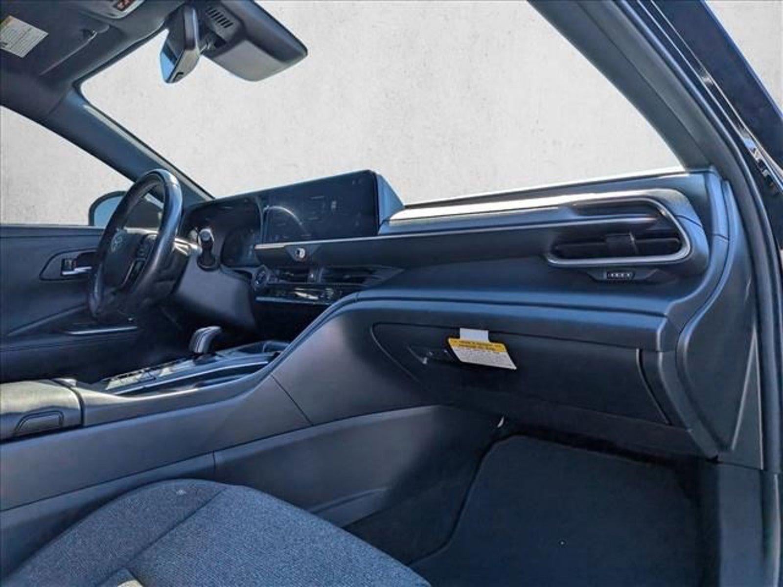 2023 Toyota Crown XLE AWD (Natl)