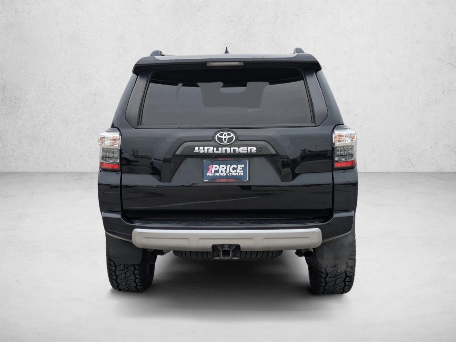 2022 Toyota 4Runner TRD Off Road 4WD (Natl)