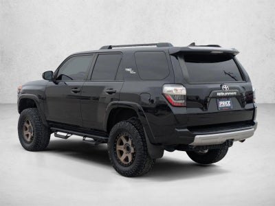 2022 Toyota 4Runner TRD Off Road 4WD (Natl)
