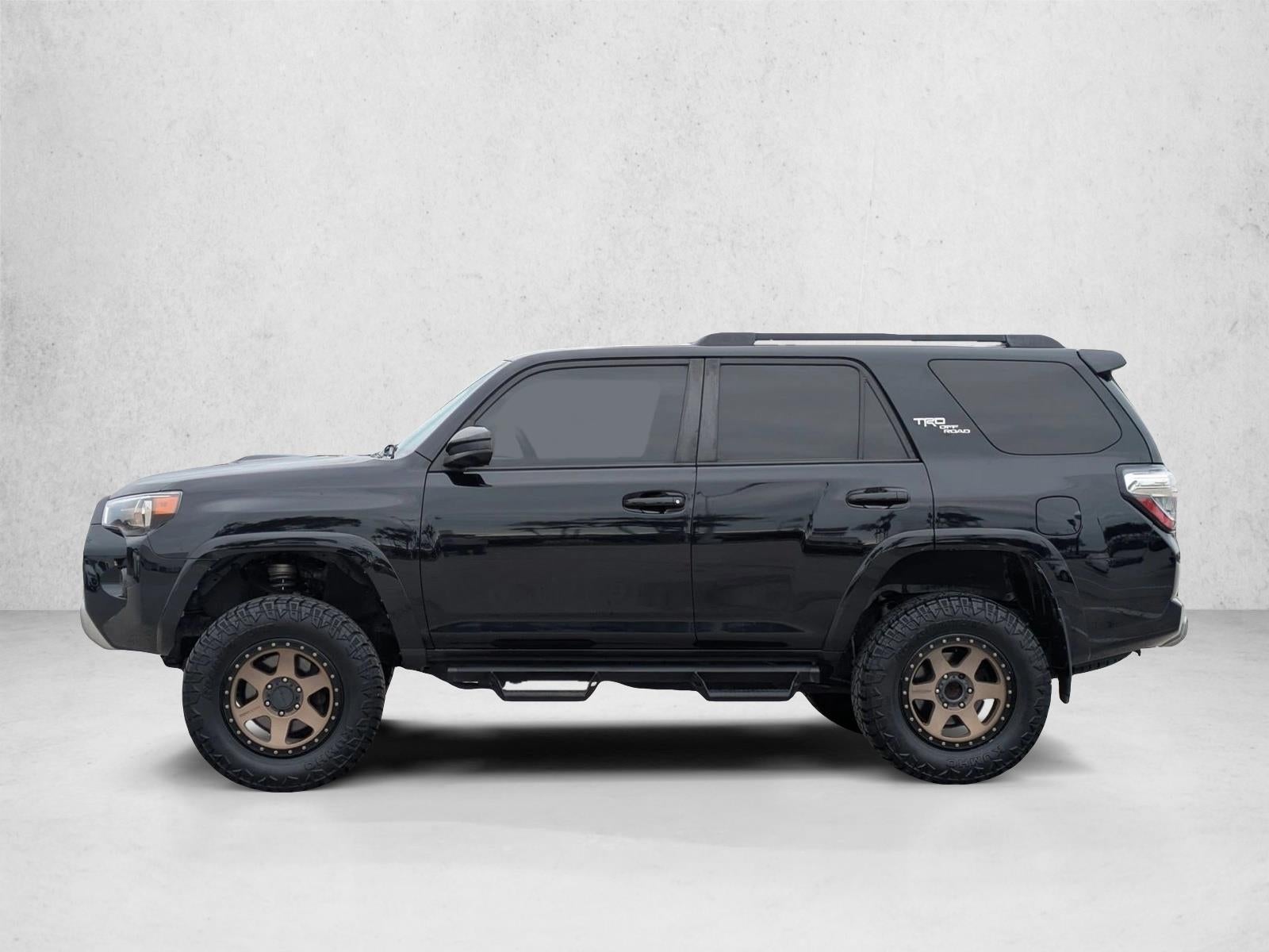 2022 Toyota 4Runner TRD Off Road 4WD (Natl)
