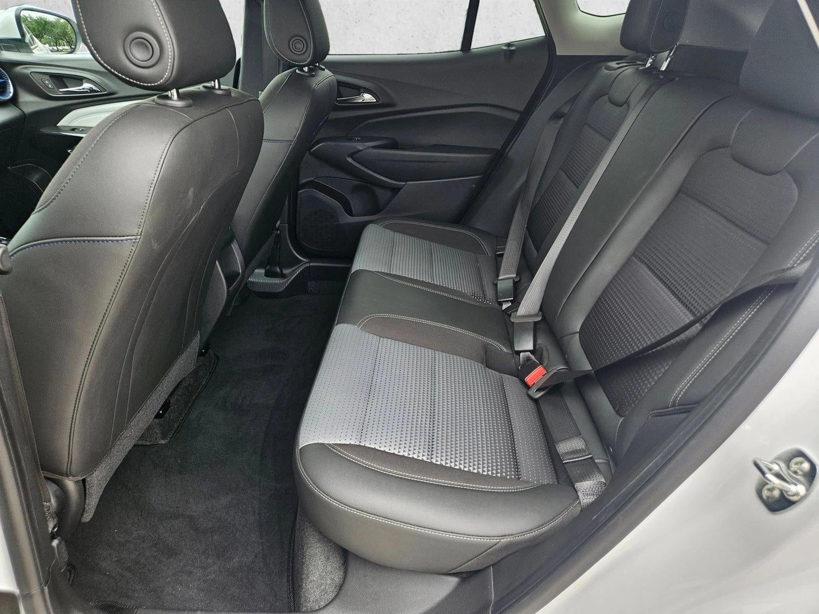 2025 Chevrolet Trax FWD 4dr LT