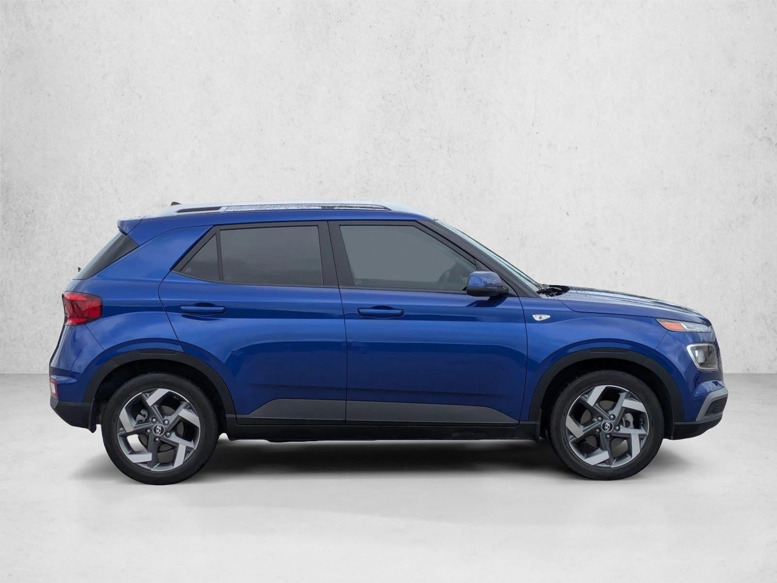 2022 Hyundai VENUE SEL IVT