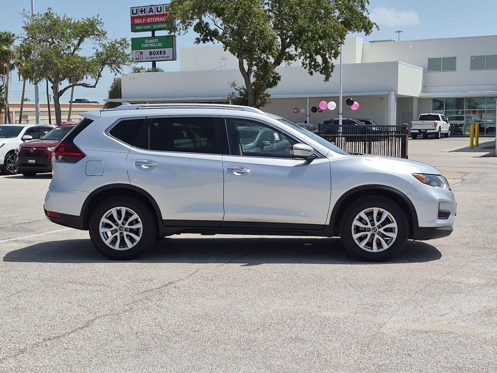 2020 Nissan Rogue FWD SV