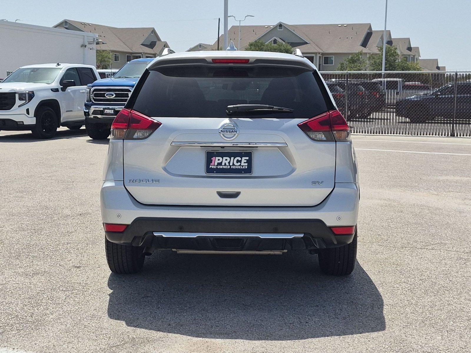2020 Nissan Rogue FWD SV