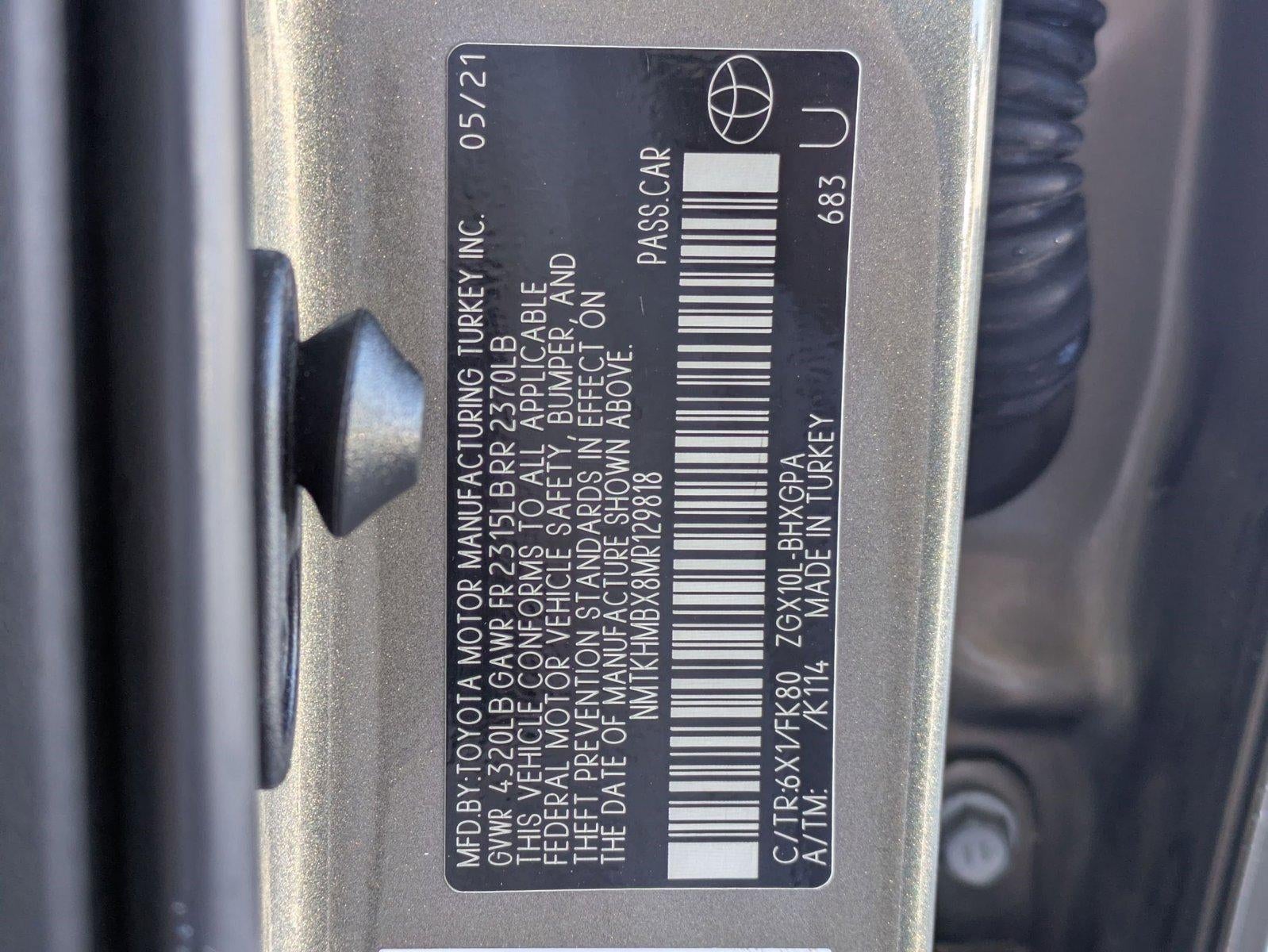 2021 Toyota C-HR XLE FWD (Natl)