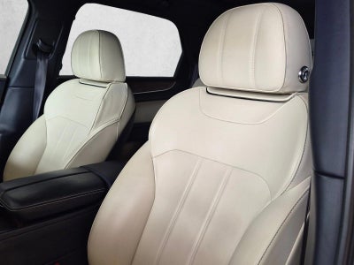 2019 Bentley Bentayga V8 AWD