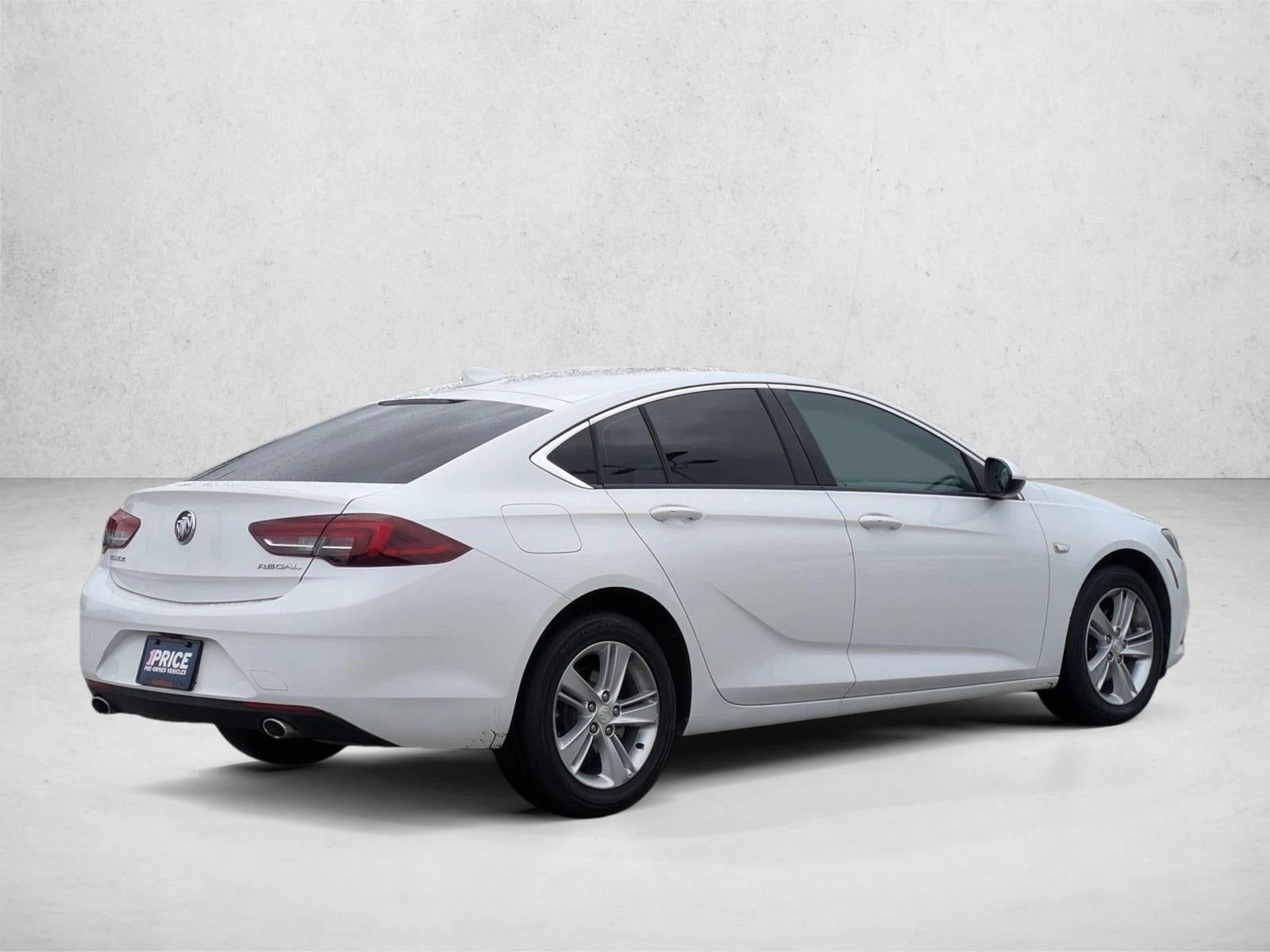 2018 Buick Regal Sportback Preferred FWD