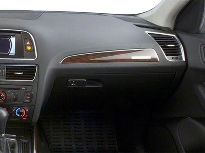2012 Audi Q5 quattro 4dr 3.2L Prestige