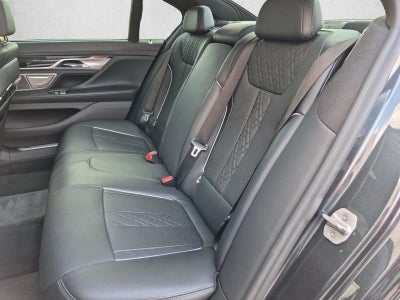 2017 BMW 740i Sedan