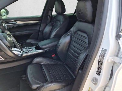 2022 Alfa Romeo Stelvio Veloce AWD